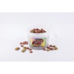 Happy treats duo RAVENE