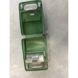 Electrificateur de cloture